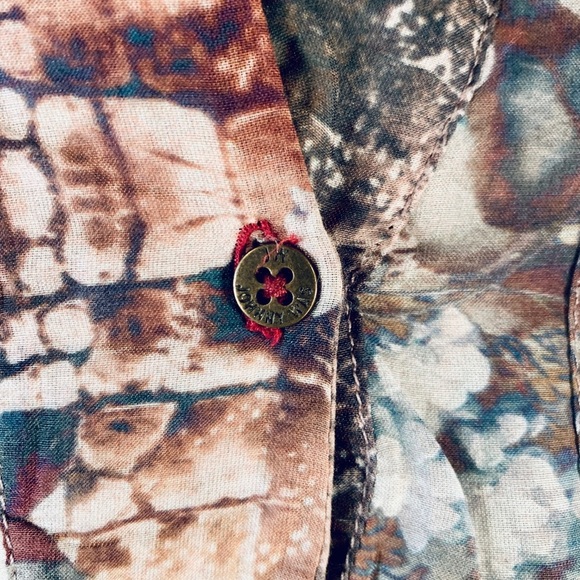 3J Workshop by Johnny Was Cotton Silk Flora & Fauna Henley NWT - Picture 2 of 5